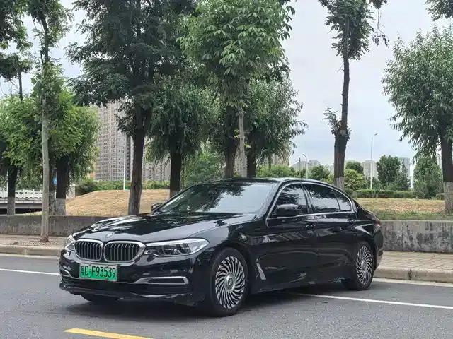 BMW 5 Series PHEV 2019 Facelift 530Le Pioneer Edition