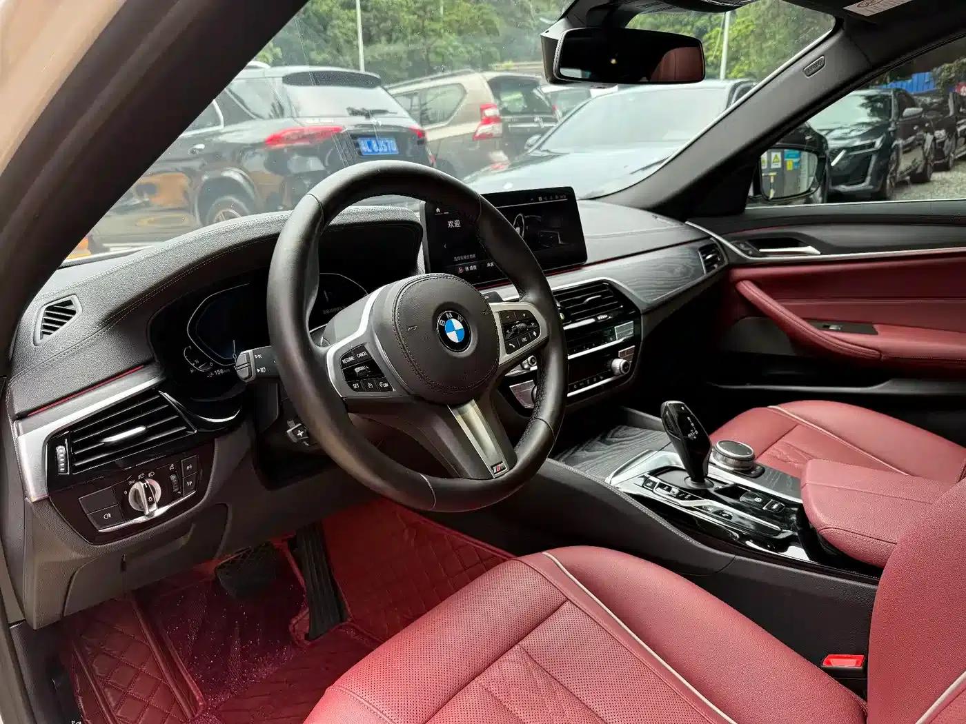 BMW 5 Series PHEV 2022 Facelift 535Le Pioneer Edition M Sport Package — миниатюра 9