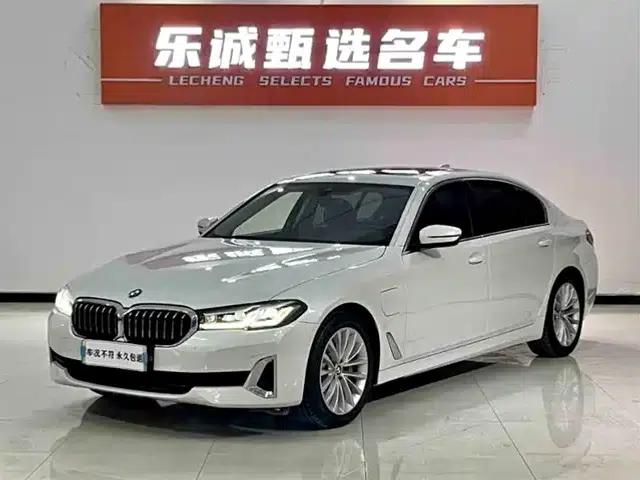 BMW 5 Series PHEV 2021 Facelift 535Le Luxury Package