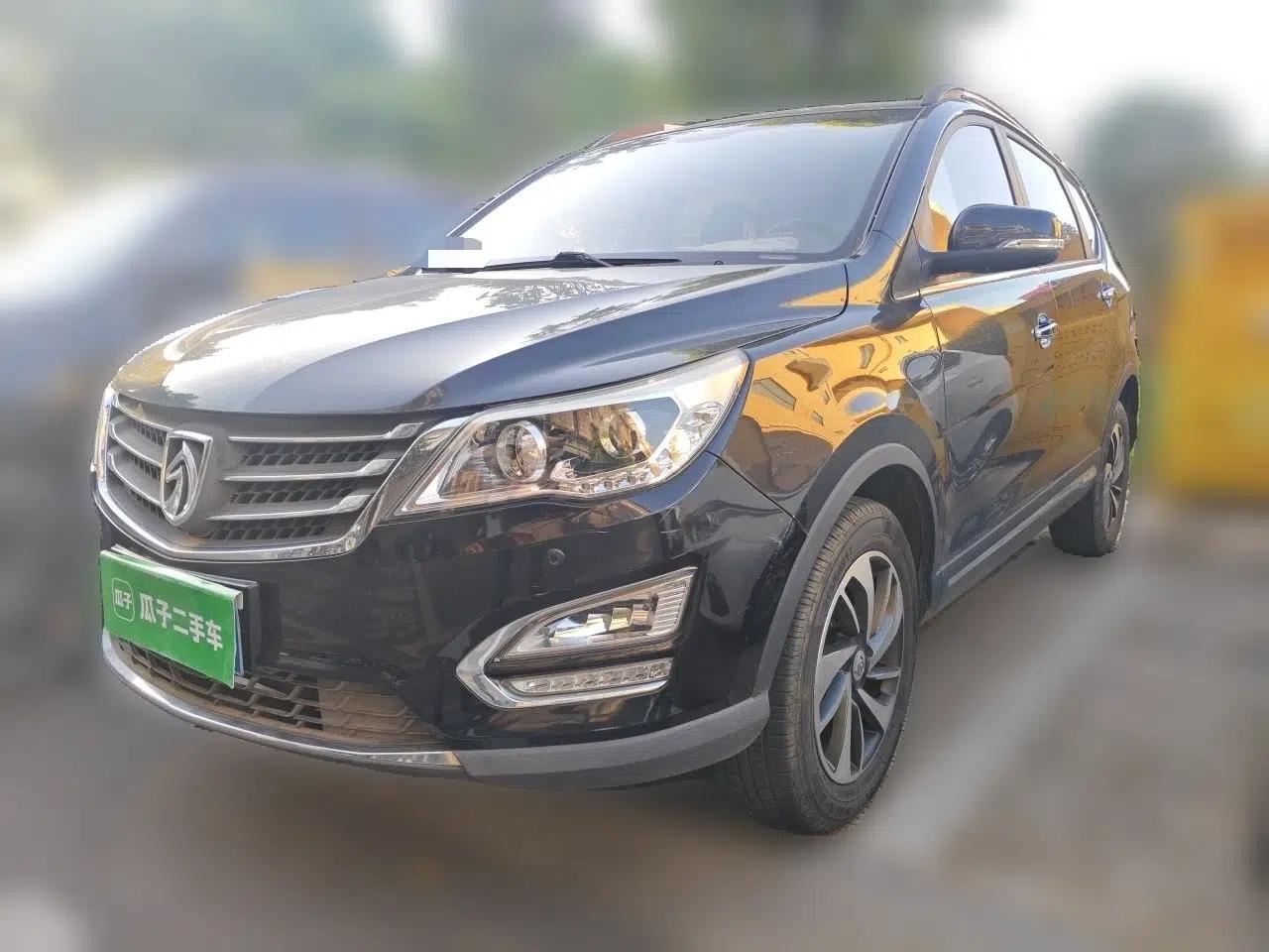 Baojun 560 2016 1.8L Manual Luxury Edition — миниатюра 1
