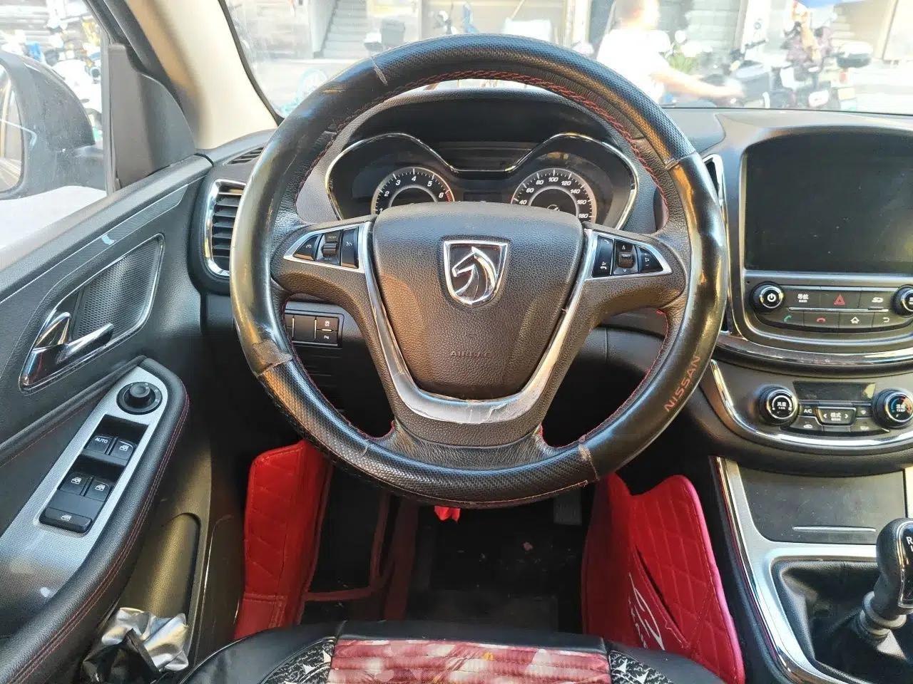 Baojun 560 2016 1.8L Manual Luxury Edition — миниатюра 11