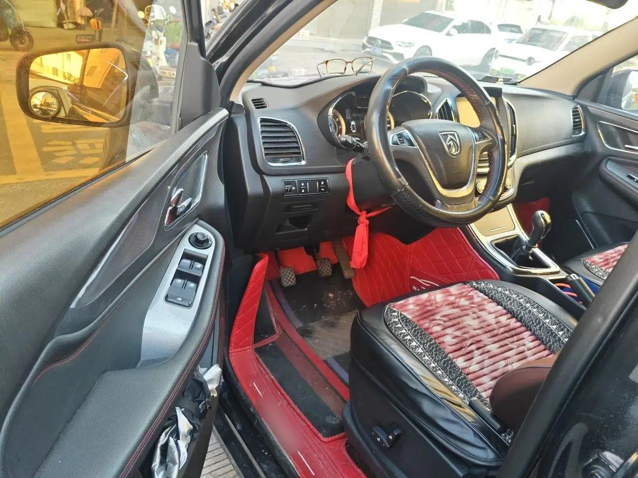 Baojun 560 2016 1.8L Manual Luxury Edition — миниатюра 17