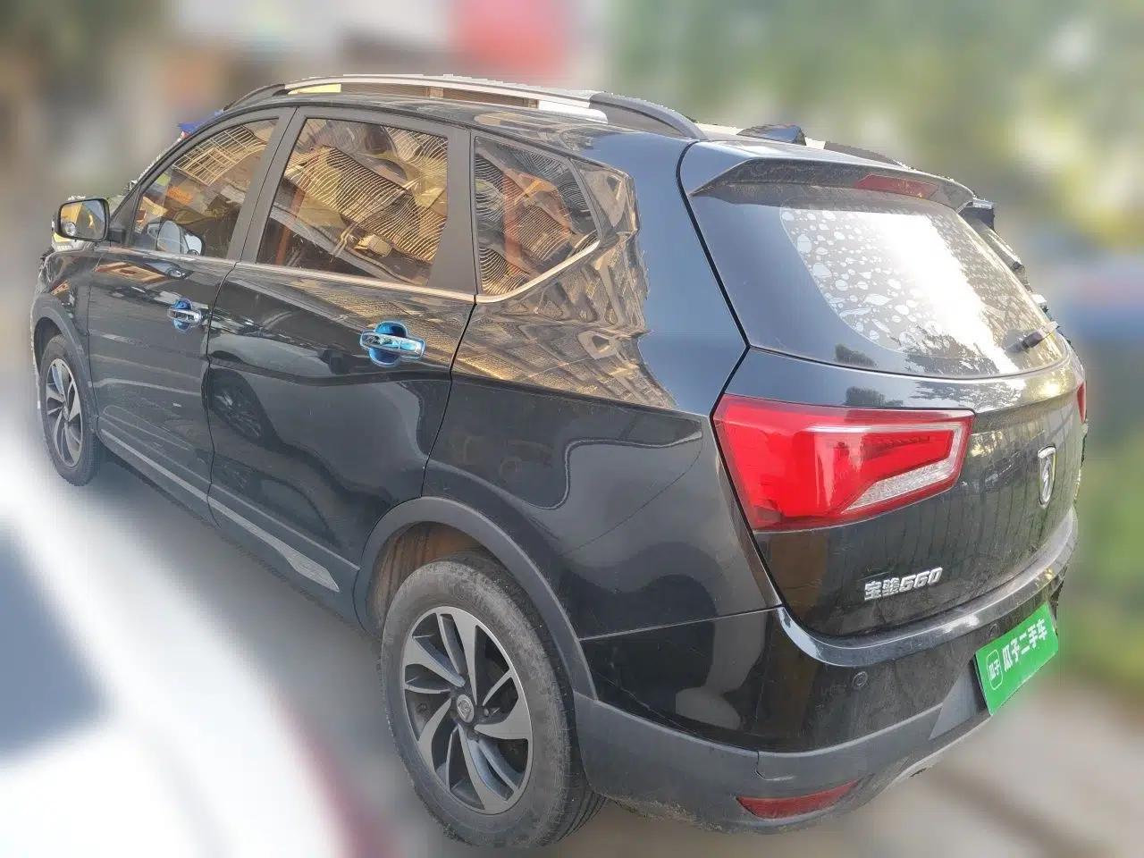 Baojun 560 2016 1.8L Manual Luxury Edition — миниатюра 4