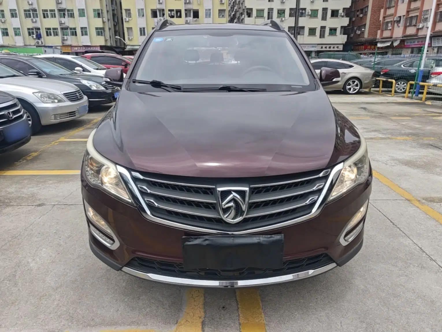 Baojun 560 2015 1.8L Manual Elite Edition — миниатюра 2