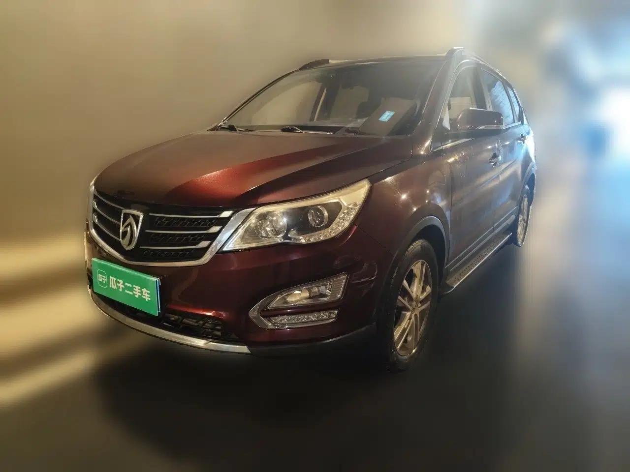 Baojun 560 2015 1.8L Manual Elite Edition — миниатюра 1