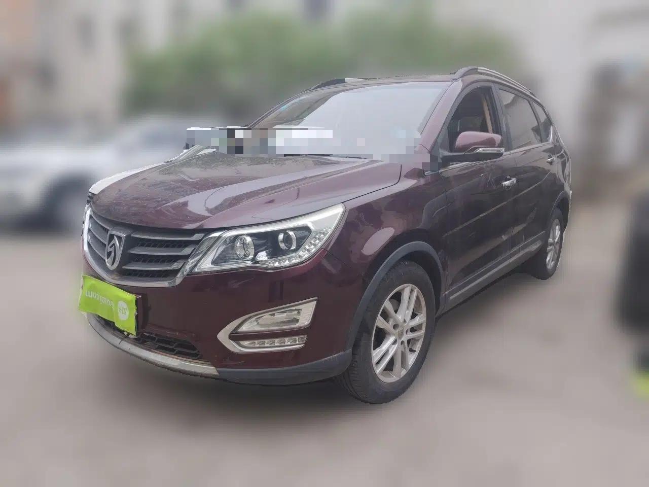 Baojun 560 2015 1.8L Manual Elite Edition — миниатюра 1