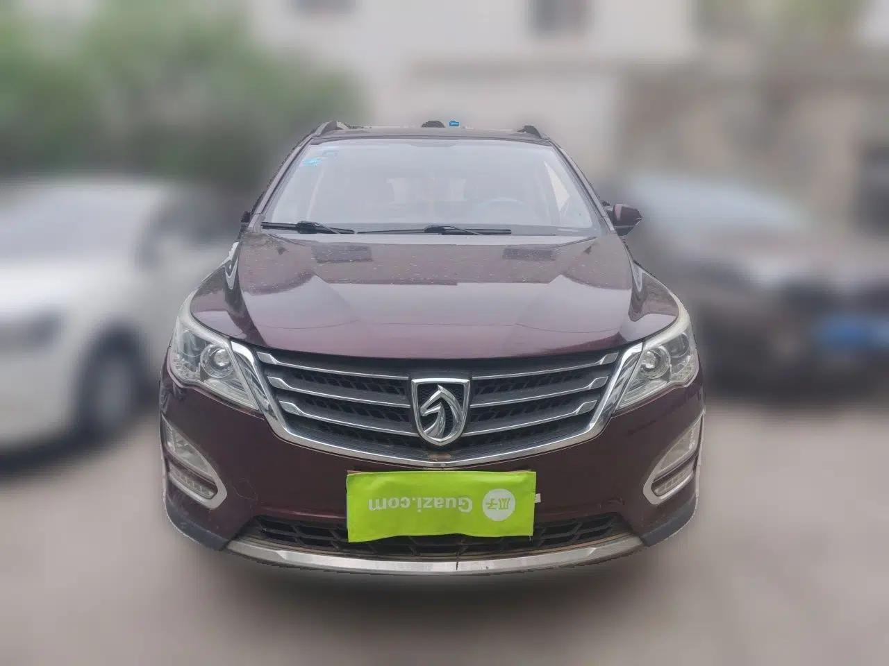 Baojun 560 2015 1.8L Manual Elite Edition — миниатюра 2