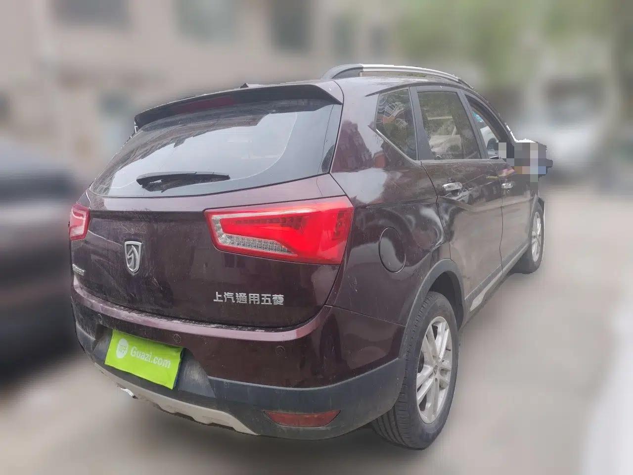 Baojun 560 2015 1.8L Manual Elite Edition — миниатюра 6