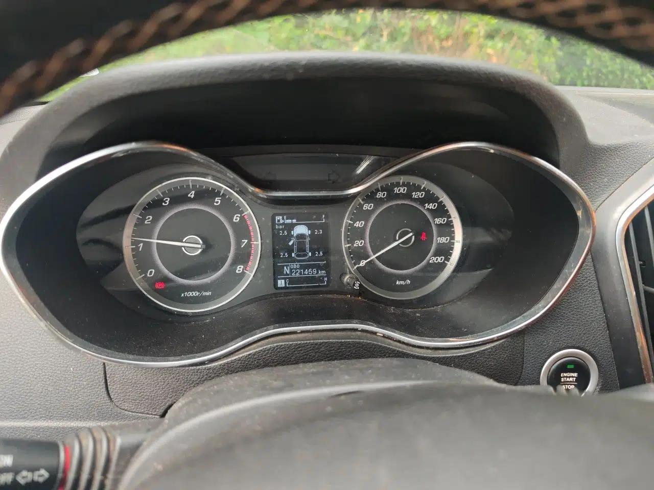 Baojun 560 2017 Rhythmic Edition 1.8L iAMT Prestige Model — миниатюра 12