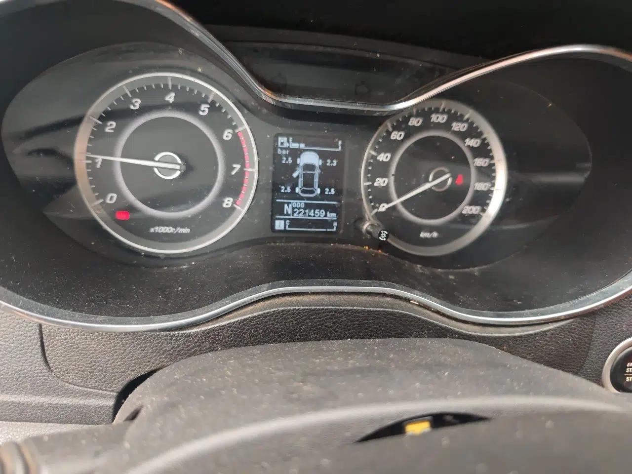 Baojun 560 2017 Rhythmic Edition 1.8L iAMT Prestige Model — миниатюра 13