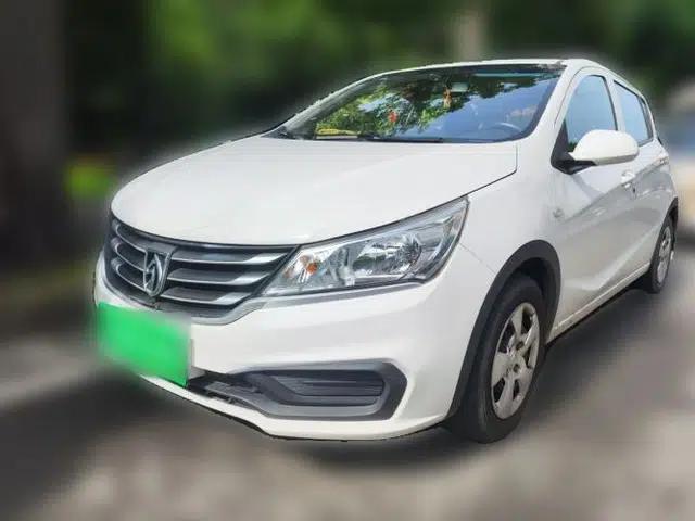Baojun 310 2016 1.2L manual Comfort trim level