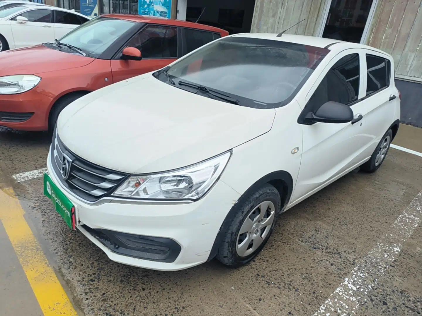 Baojun 310 2020 1.2L Manual Value Edition — миниатюра 1