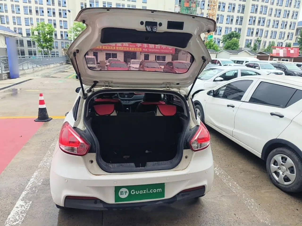 Baojun 310 2016 1.2L Manual Value Edition — миниатюра 22
