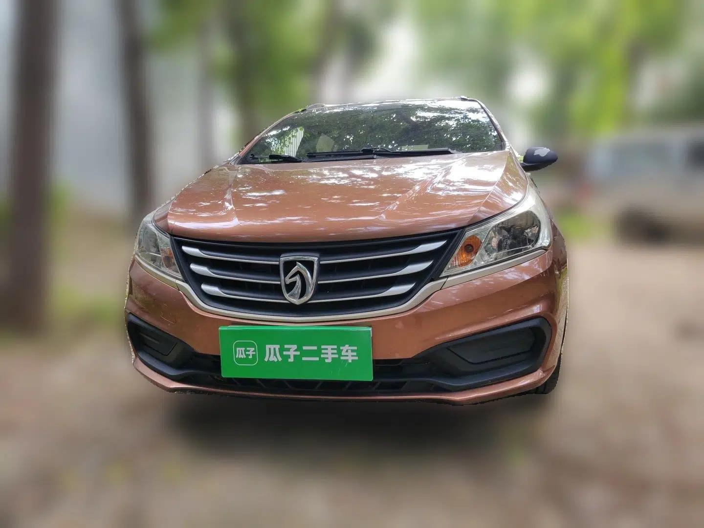 Baojun 310 2016 1.2L Manual Value Edition — миниатюра 2