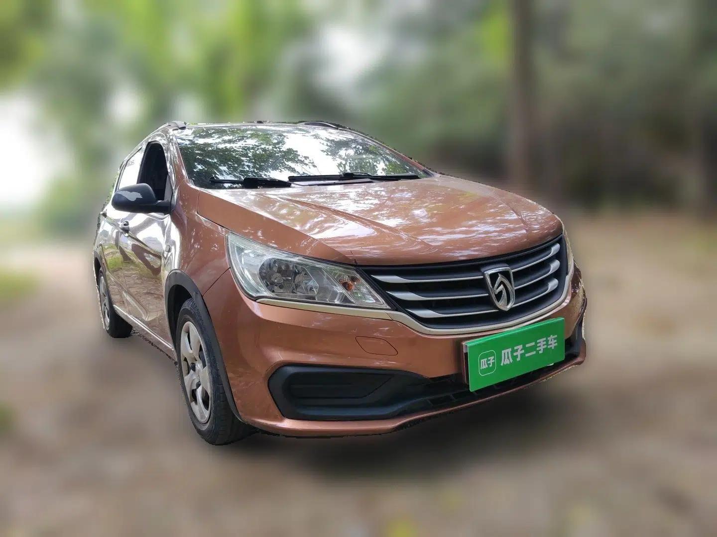Baojun 310 2016 1.2L Manual Value Edition — миниатюра 3