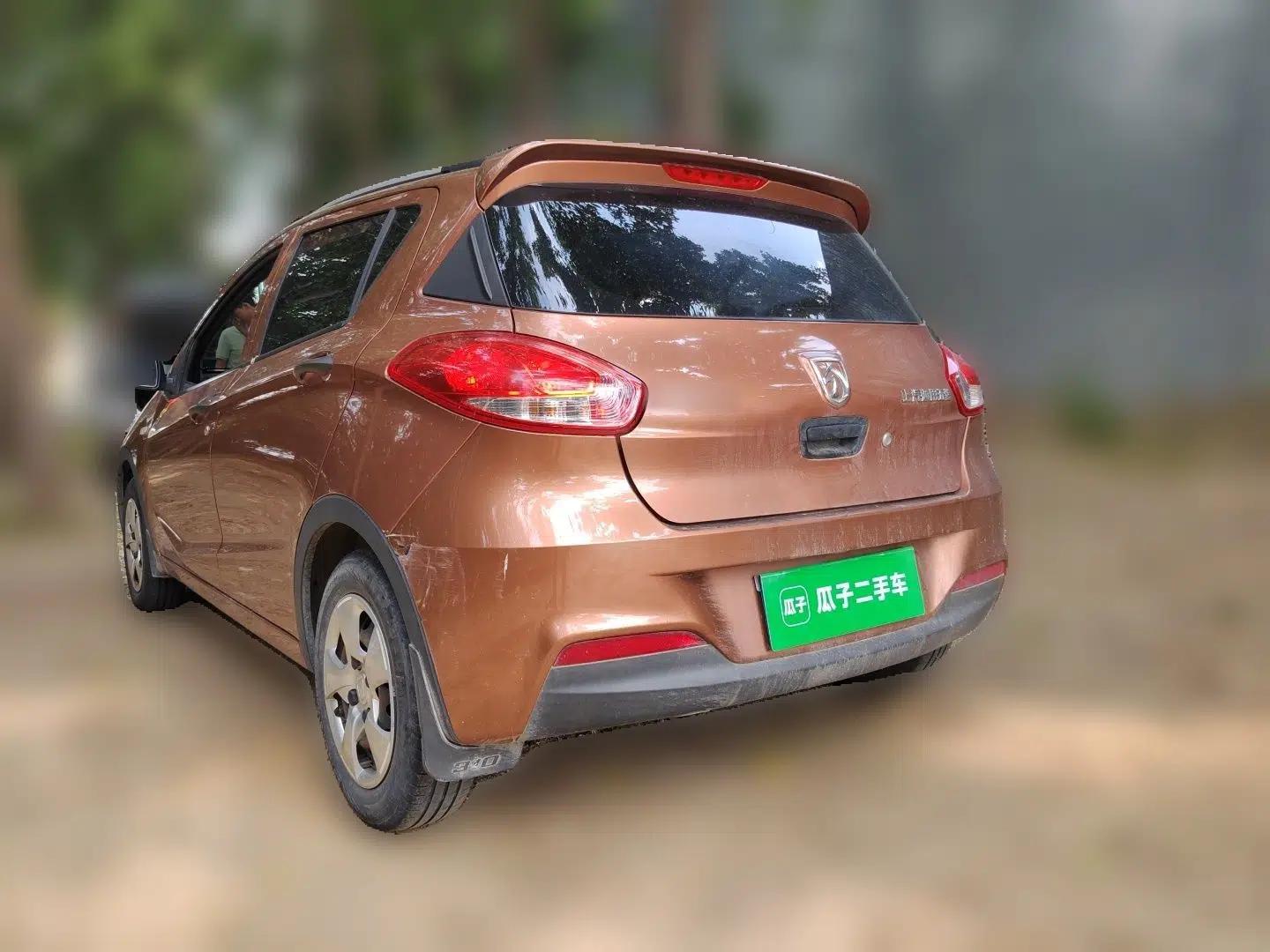 Baojun 310 2016 1.2L Manual Value Edition — миниатюра 4
