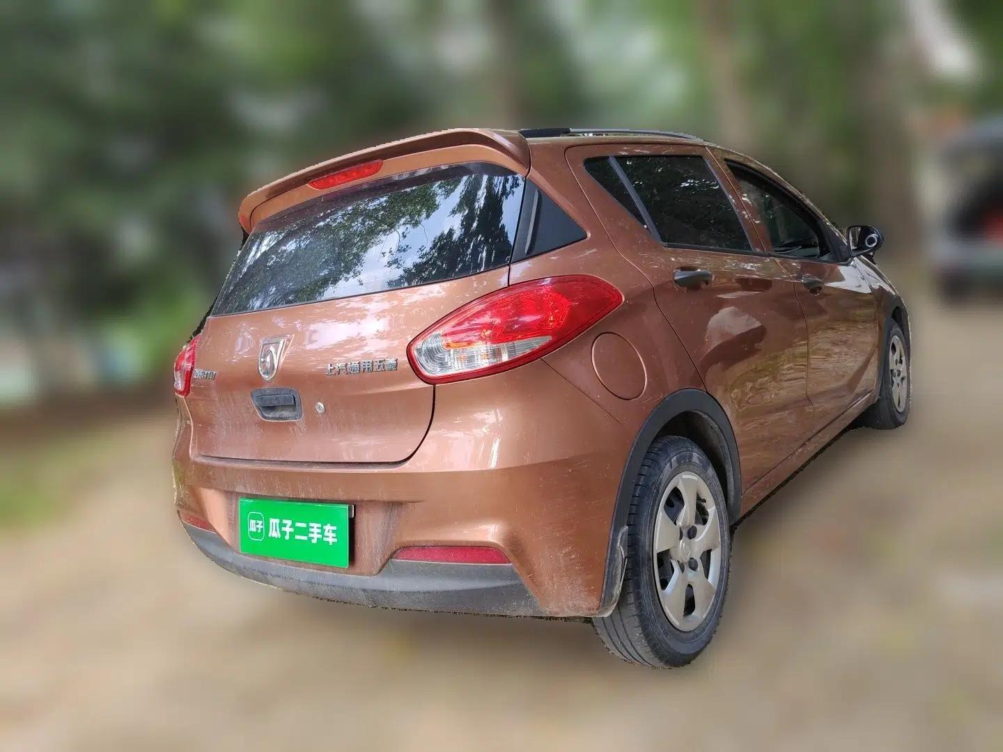 Baojun 310 2016 1.2L Manual Value Edition — миниатюра 6