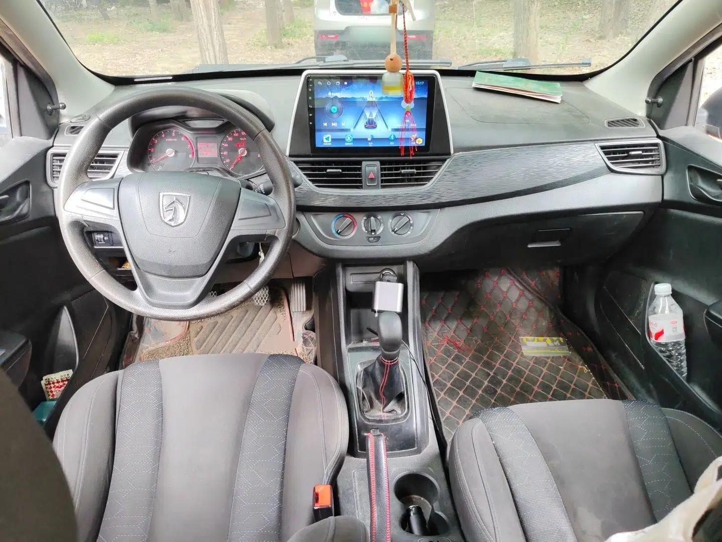 Baojun 310 2016 1.2L Manual Value Edition — миниатюра 10