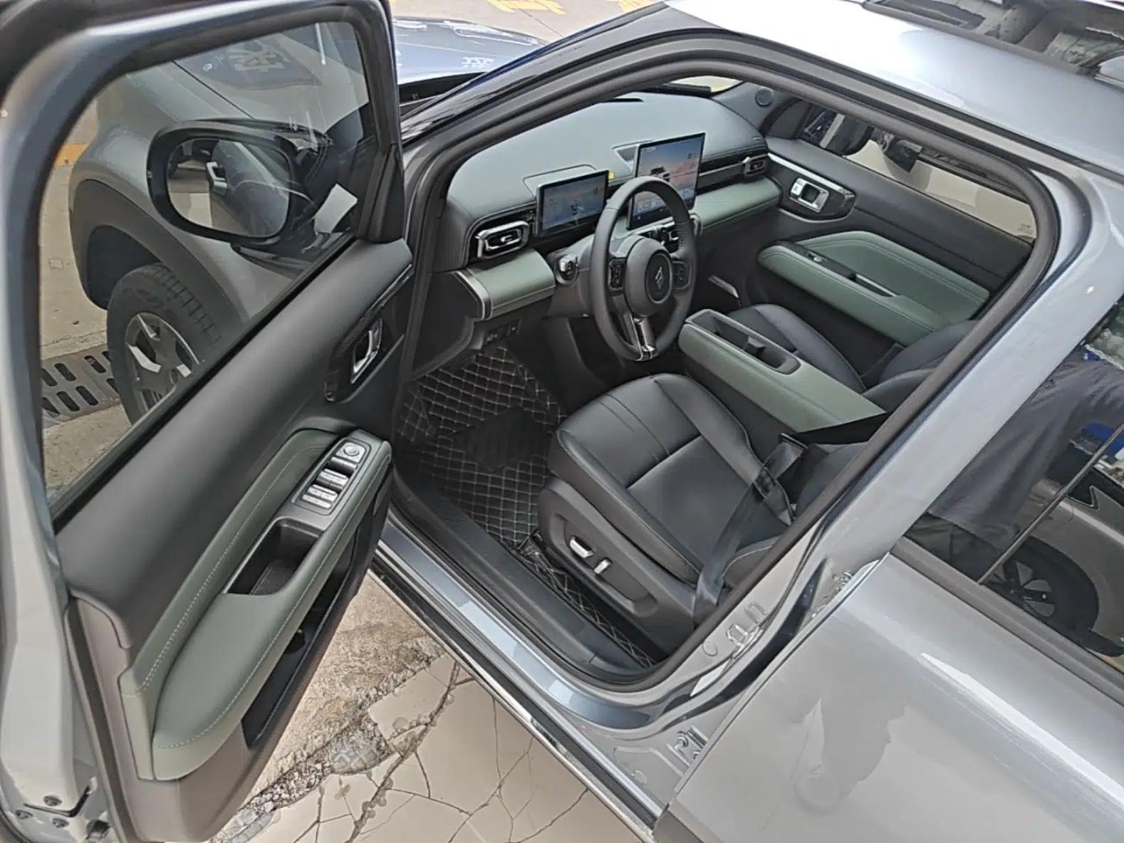 Baojun Spark EUV 2026 301km Flagship Edition — миниатюра 19