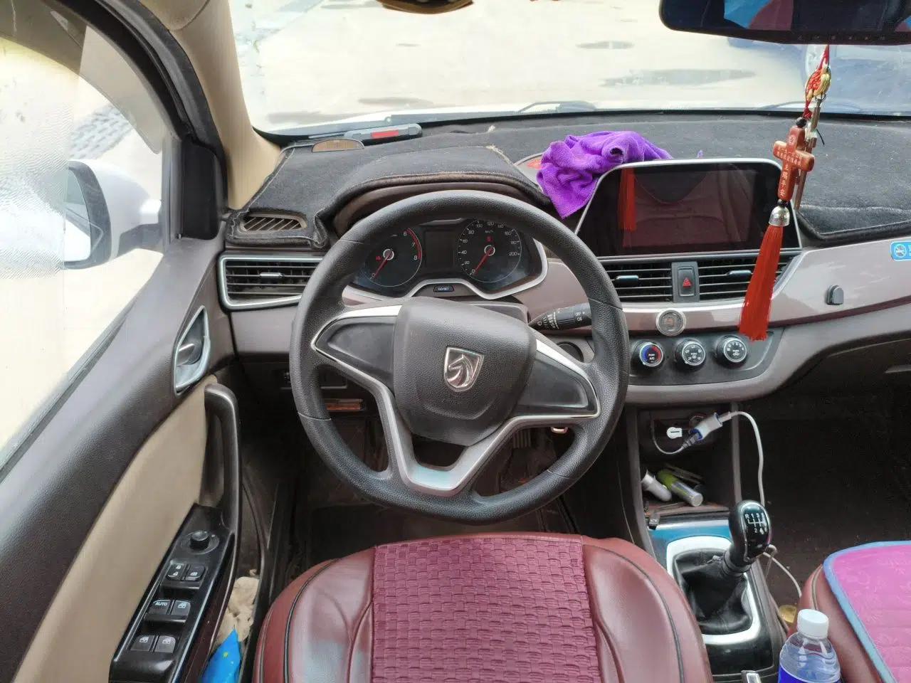Baojun 310W 2017 1.5L Manual Comfort Version China V — миниатюра 11