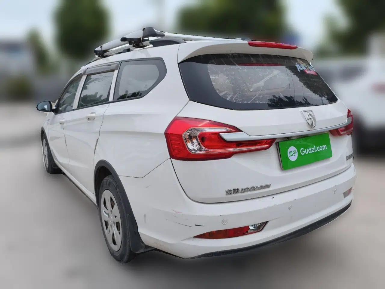 Baojun 310W 2017 1.5L Manual Comfort Version China V — миниатюра 4
