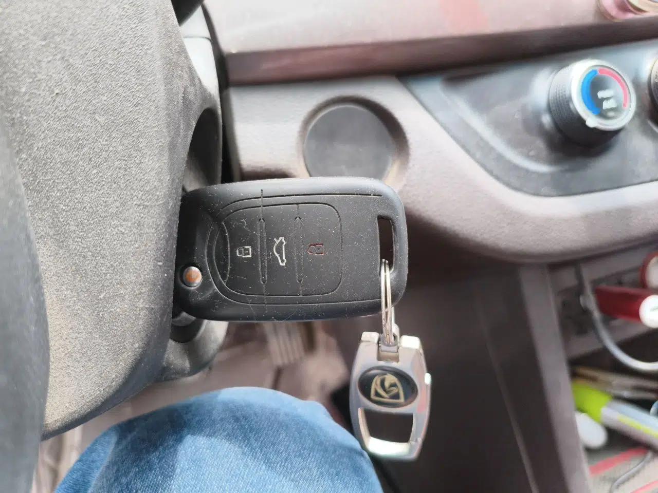 Baojun 310W 2017 1.5L Manual Comfort Version China V — миниатюра 9