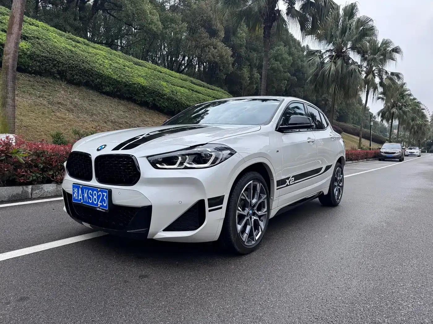 BMW X2 2022 xDrive25i Shadow Edition — миниатюра 1