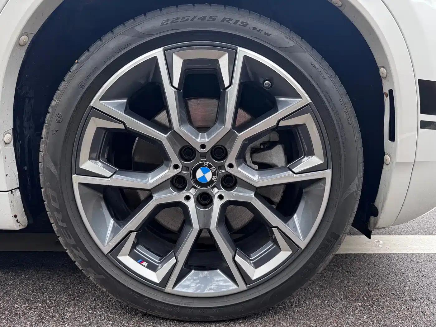 BMW X2 2022 xDrive25i Shadow Edition — миниатюра 11