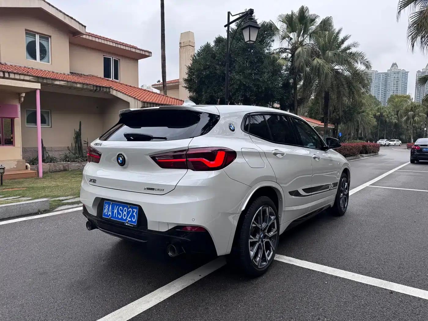 BMW X2 2022 xDrive25i Shadow Edition — миниатюра 6