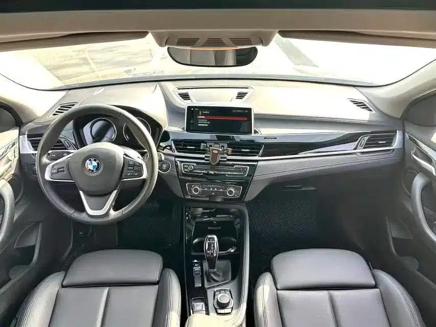 2019 BMW X2 Imported sDrive20i M Sport Package (China VI Emission Standard) — миниатюра 9