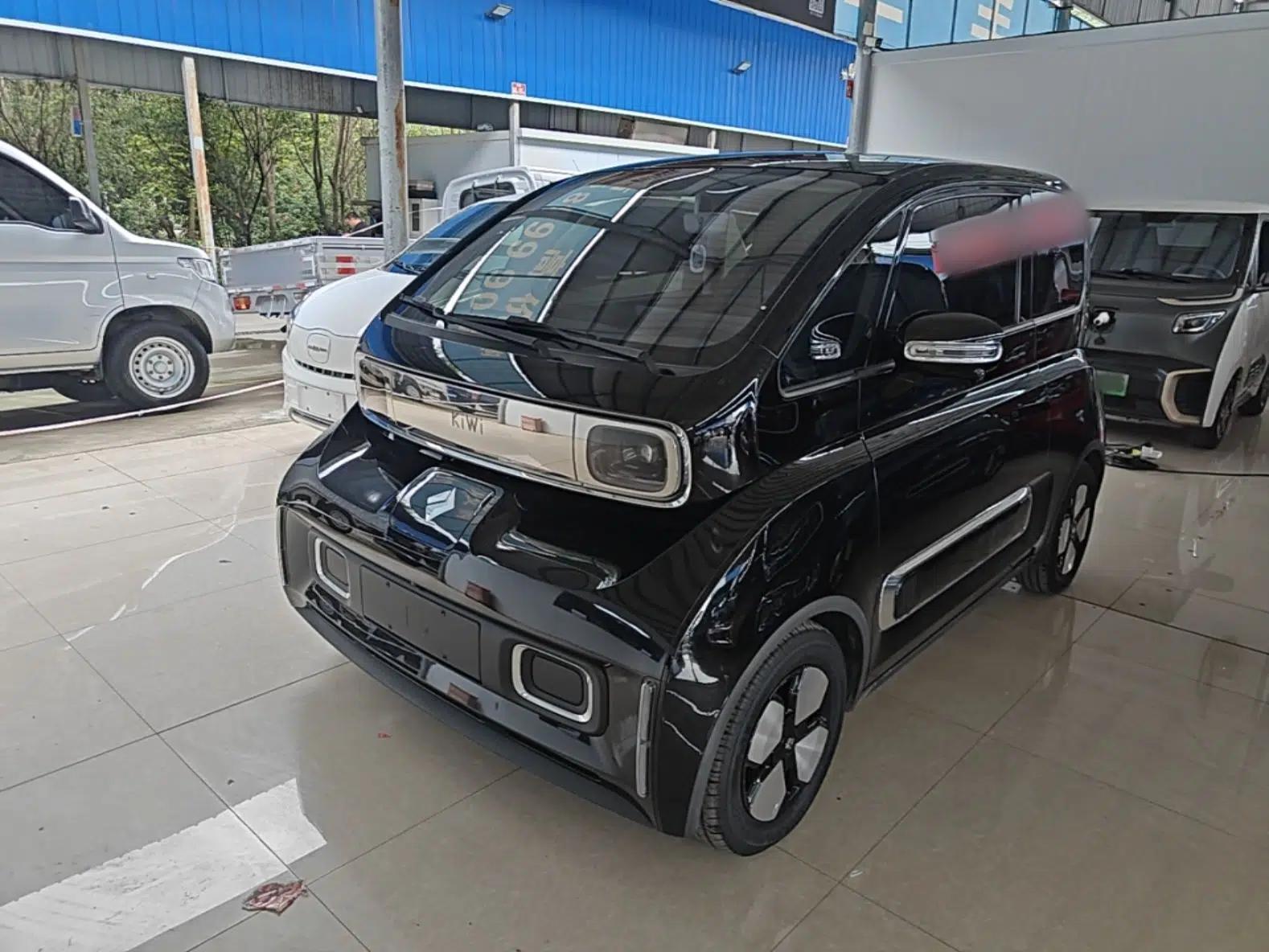 Baojun KiWi EV 2023 Smart Luxury Edition Lithium Iron Phosphate — миниатюра 1