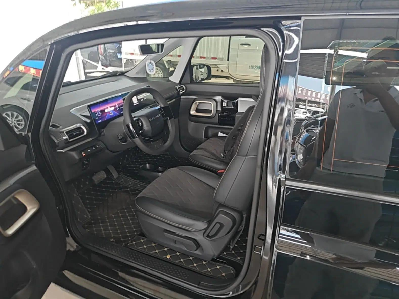 Baojun KiWi EV 2023 Smart Luxury Edition Lithium Iron Phosphate — миниатюра 17