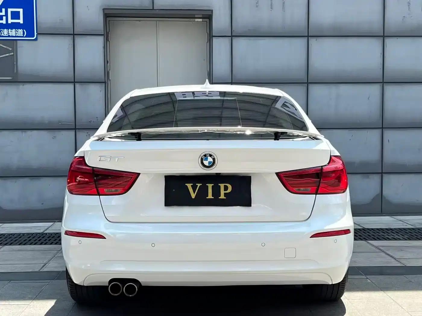 BMW 3 Series GT 2018 320i Fashion Edition — миниатюра 20