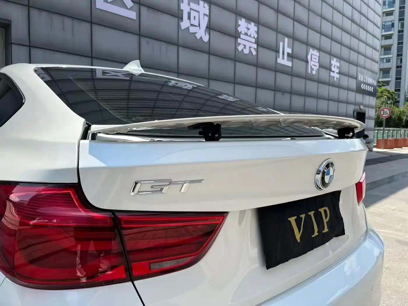 BMW 3 Series GT 2018 320i Fashion Edition — миниатюра 25