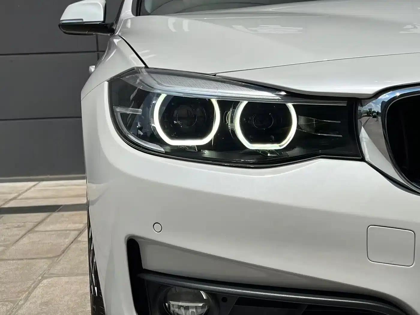 BMW 3 Series GT 2018 320i Fashion Edition — миниатюра 4