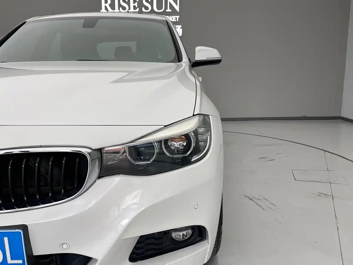 2019 BMW 3 Series GT 320i M Sport Package — миниатюра 13