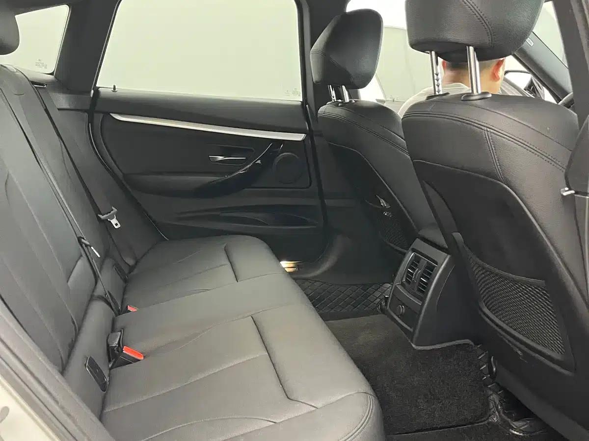 2019 BMW 3 Series GT 320i M Sport Package — миниатюра 21