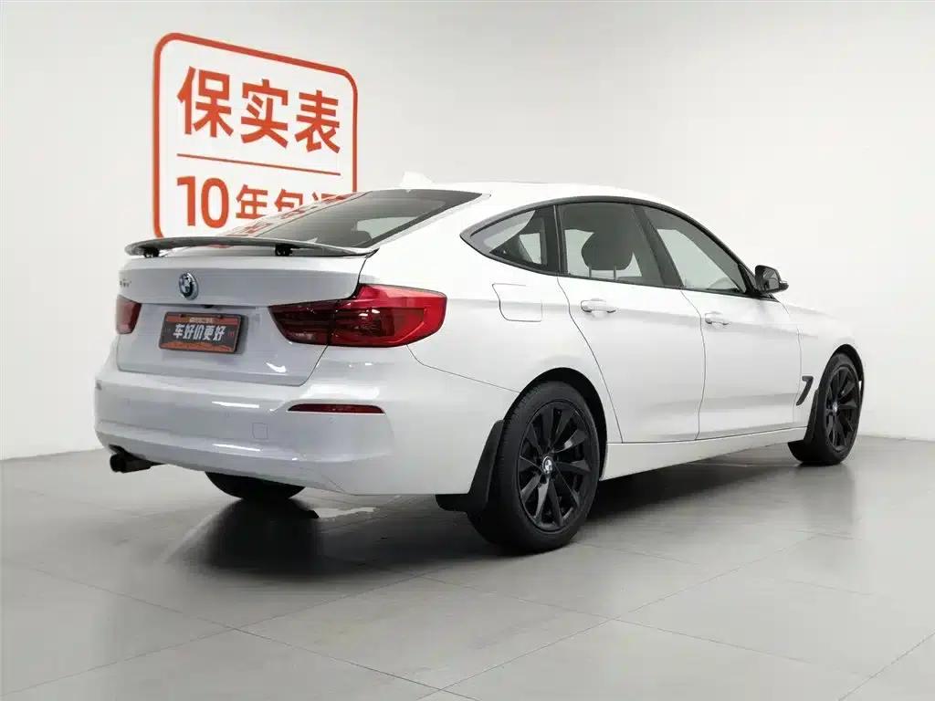 BMW 3 Series GT 2018 320i Fashion Edition — миниатюра 2