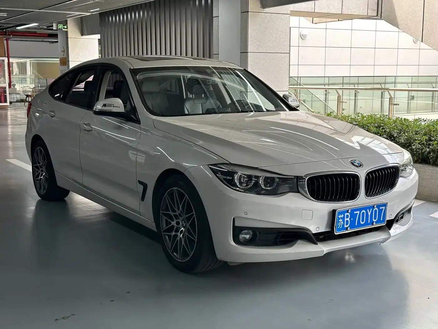 BMW 3 Series GT 2018 320i Fashion Edition — миниатюра 3