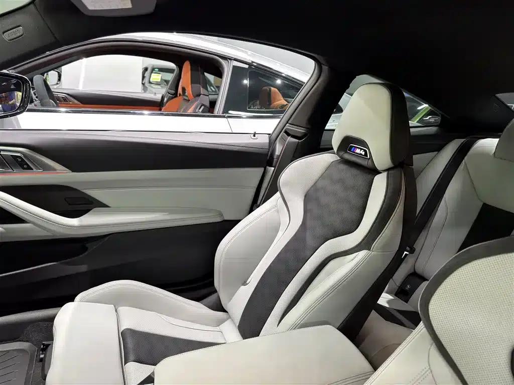 2024 BMW M4 Coupe M xDrive Competition — миниатюра 9