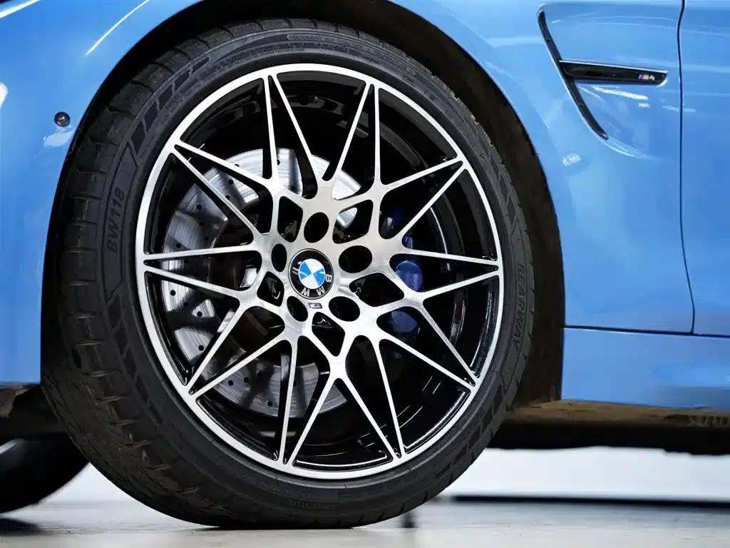 2017 BMW M4 Convertible — миниатюра 19
