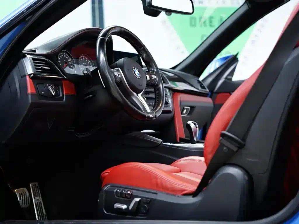 2017 BMW M4 Convertible — миниатюра 26