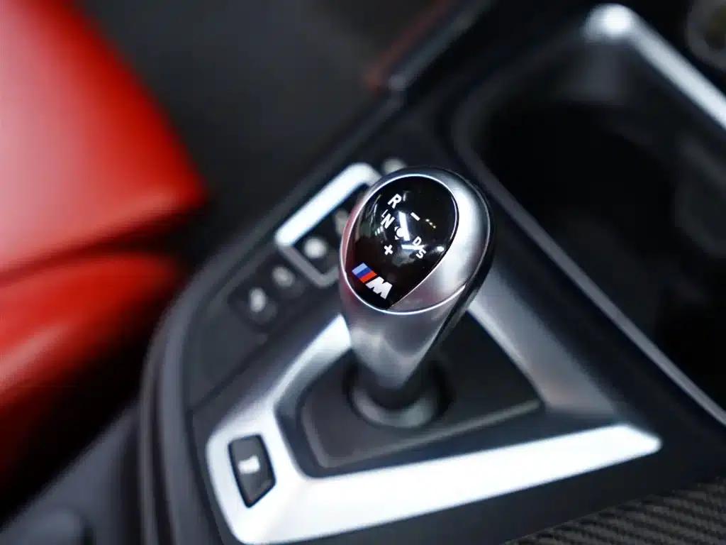 2017 BMW M4 Convertible — миниатюра 39