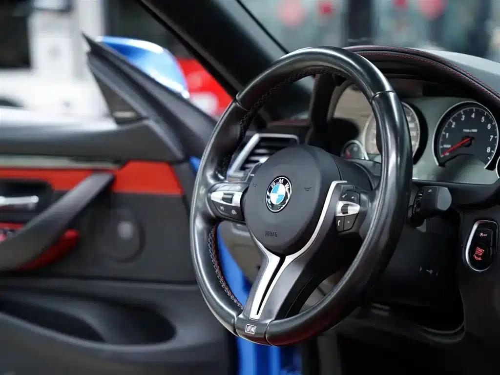 2017 BMW M4 Convertible — миниатюра 45
