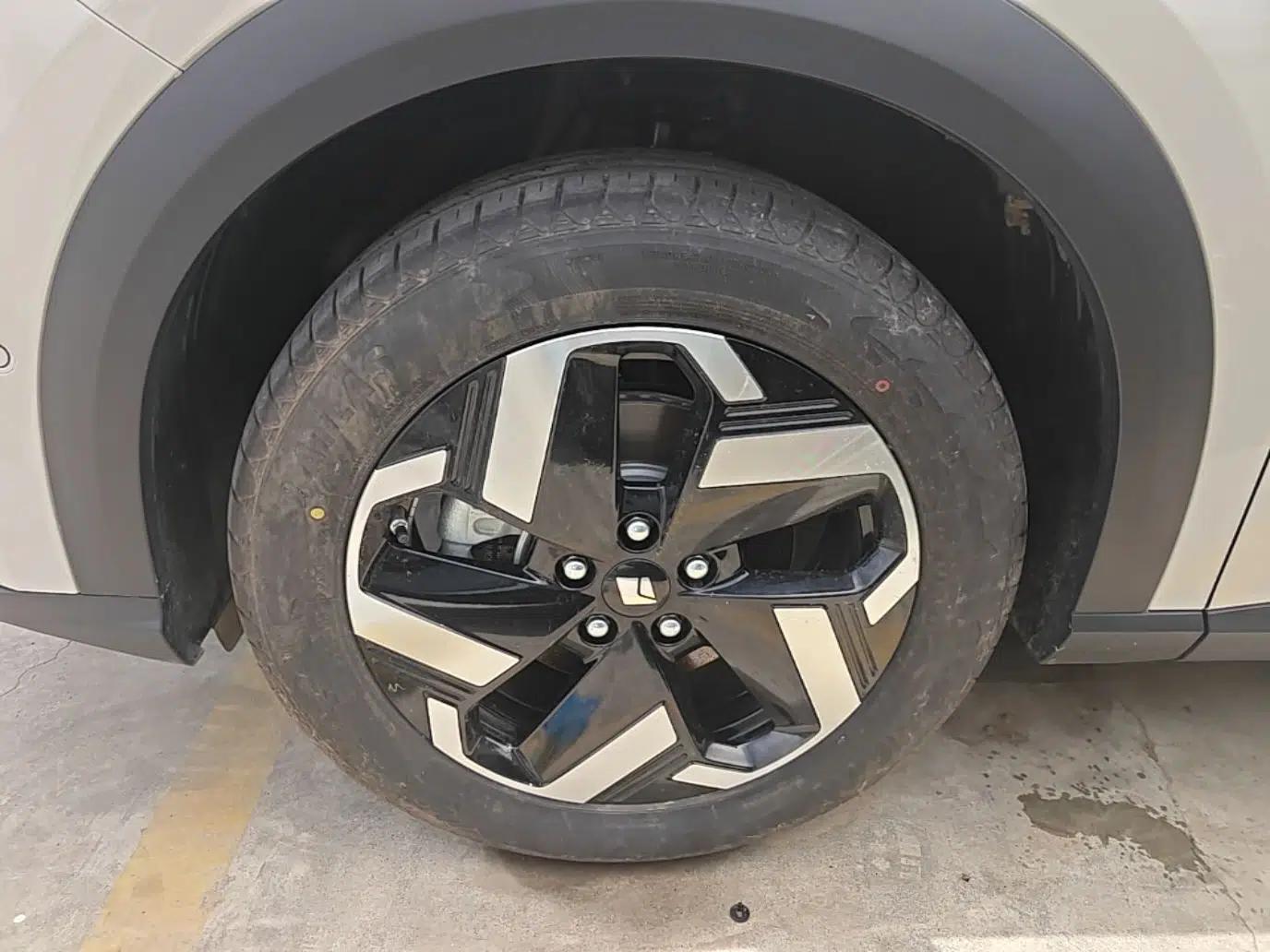 Baojun Yunhai 2024 500km Pure Electric Version — миниатюра 8