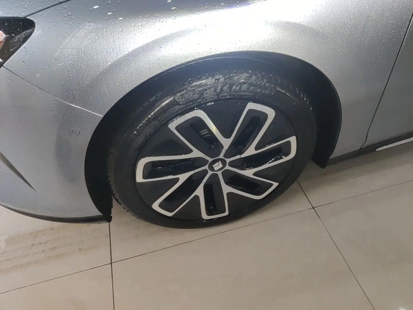 Baojun Enjoy 2025 All-Electric 600km Luxury Edition — миниатюра 8
