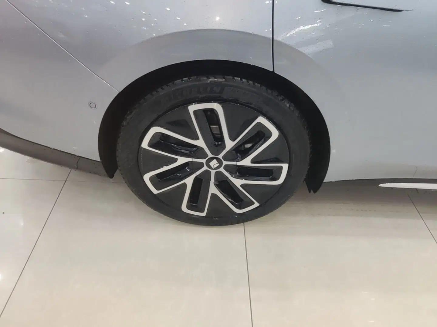 Baojun Enjoy 2025 All-Electric 600km Luxury Edition — миниатюра 10