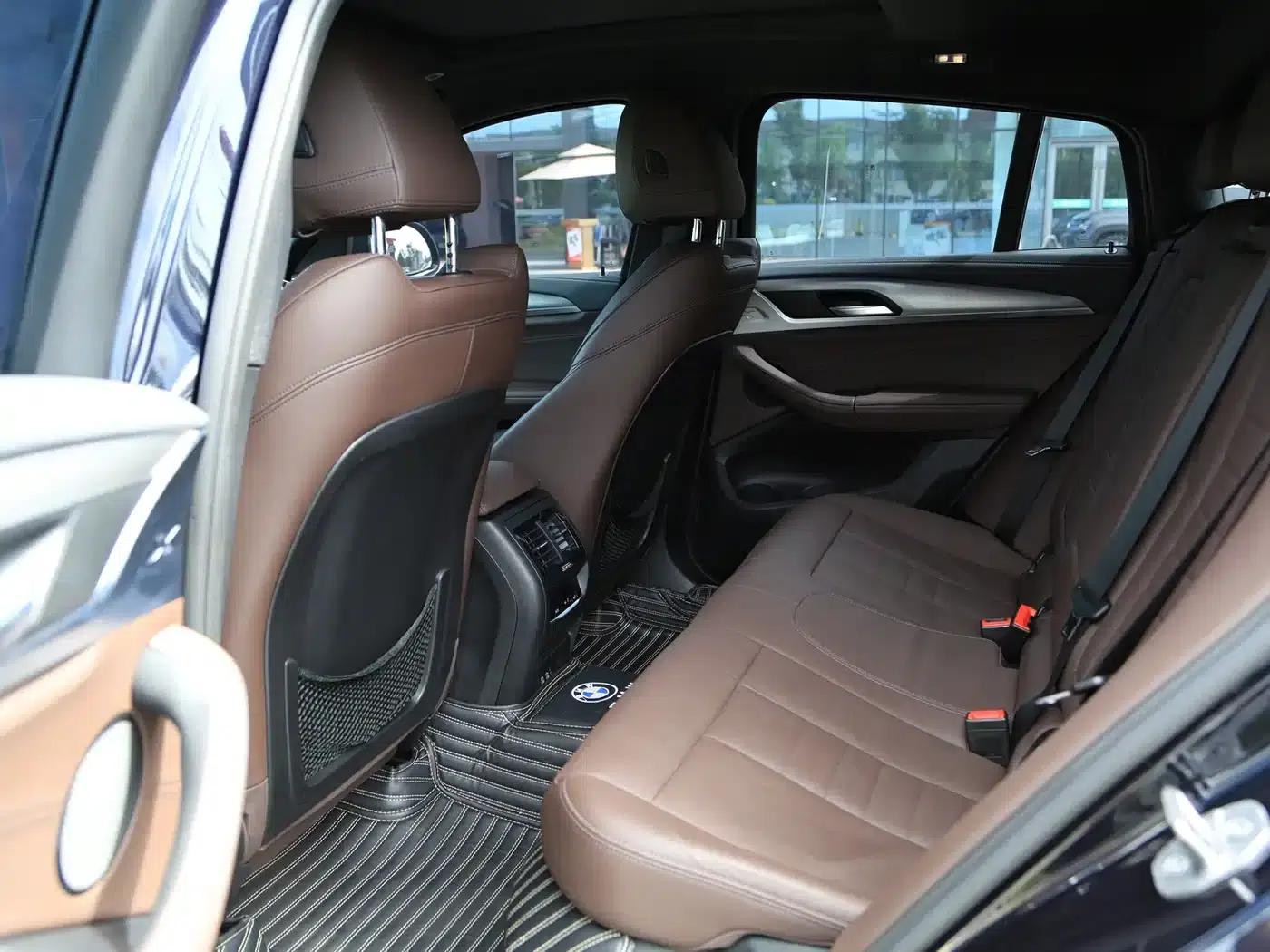 2020 BMW X4 xDrive25i M Sport Package — миниатюра 16