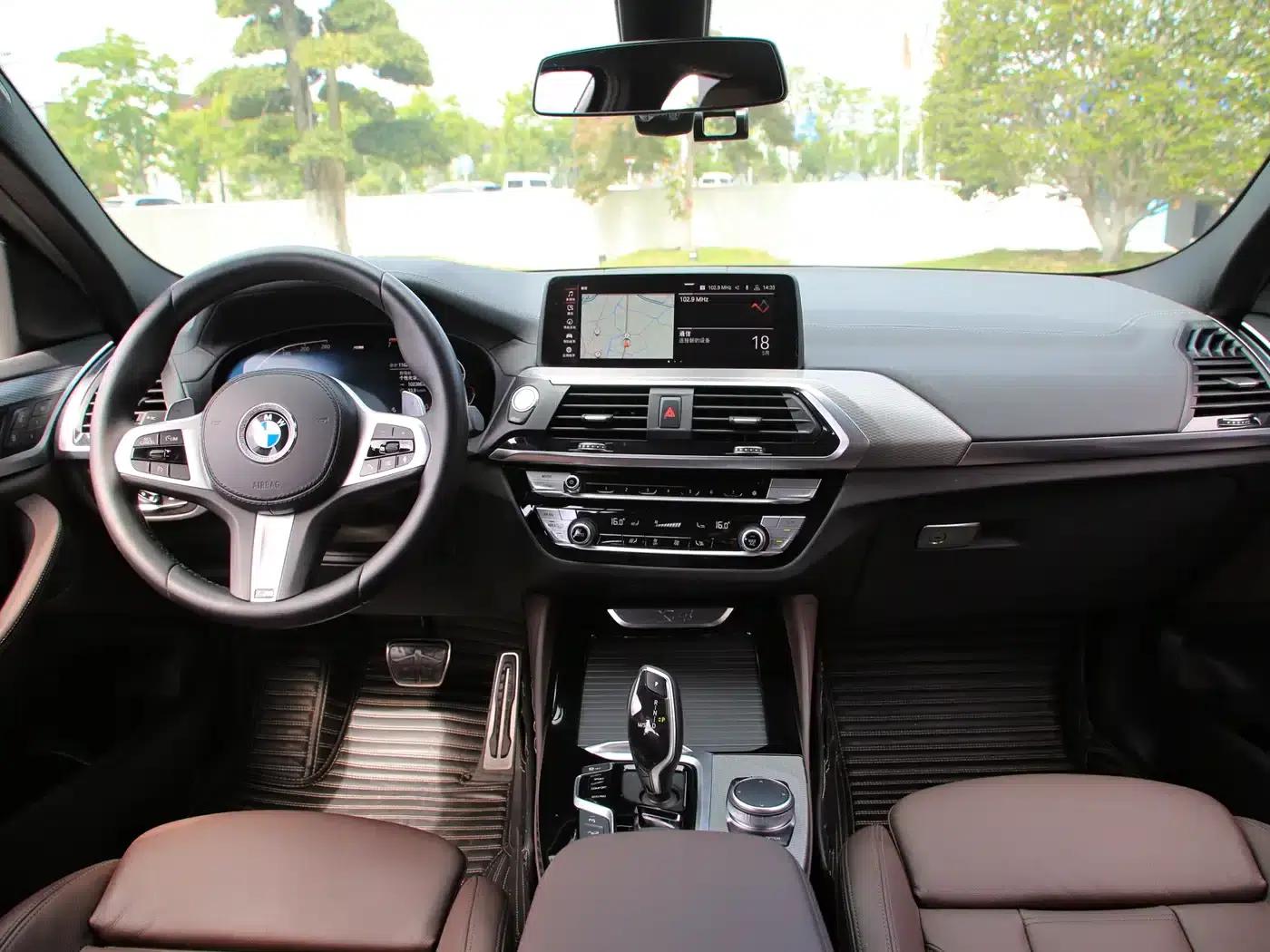 2020 BMW X4 xDrive25i M Sport Package — миниатюра 4