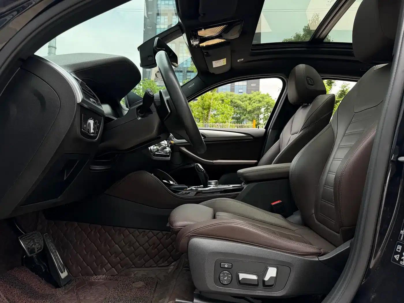 BMW X4 2021 xDrive 25i M Sport Shadow Edition — миниатюра 12